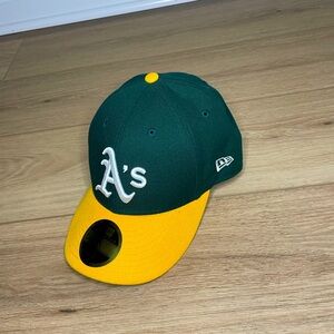 Oakland Athletics New Era 59Fifty Low Profile Cap (Size: 7 1/8)